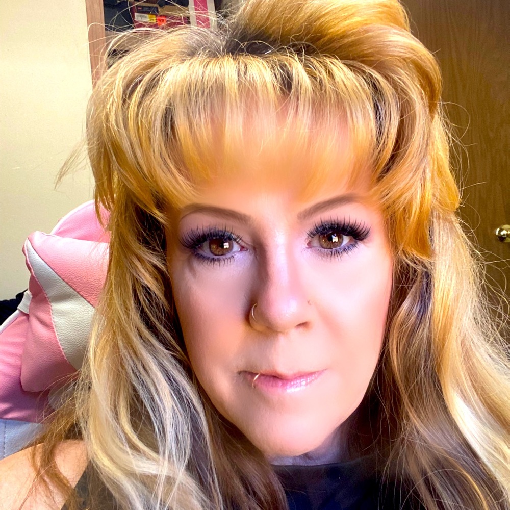 Meet your Posher, Janice